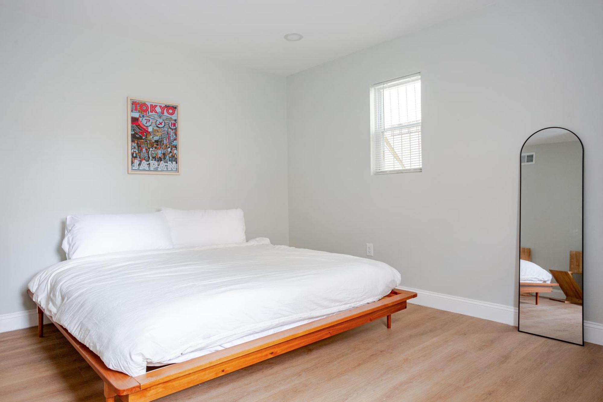 Stylish In Center City, French-japanese & Minimalist Vibes Apartment